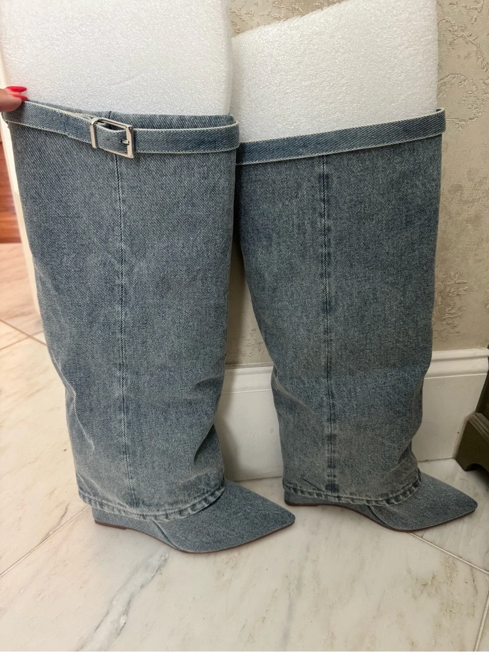 NWT STEVE MADDEN CORRENE DENIM FOLDOVER BOOTS